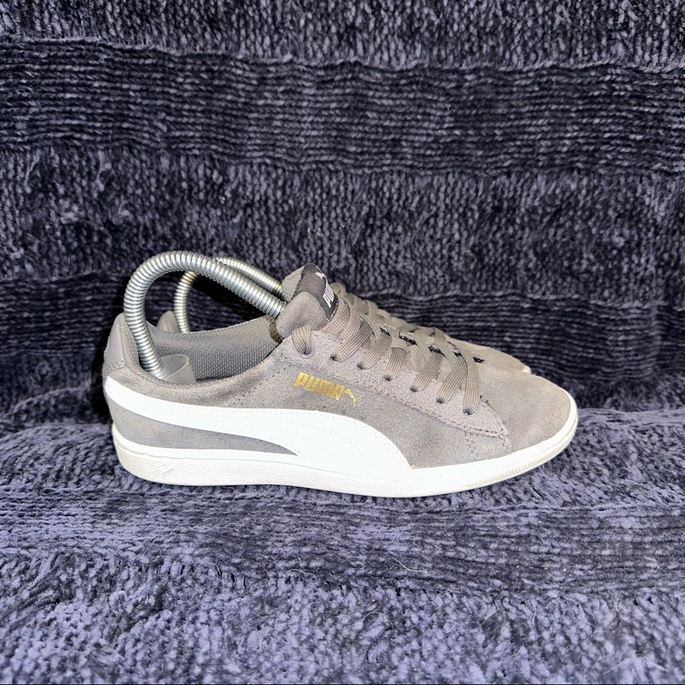 Puma Vikky Grey White Suede Casual Lace Up Sneakers Women's 5.5  362624 16